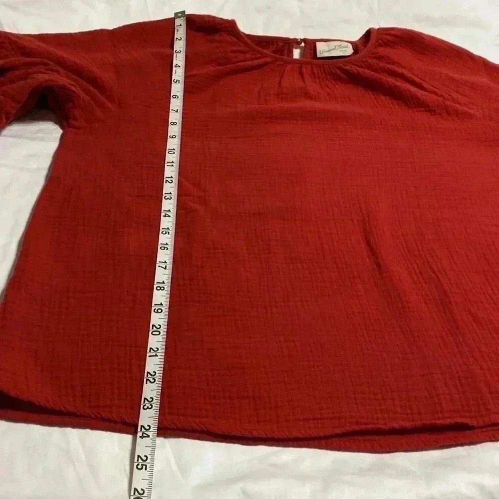 Universal Threads Red Gauzy Bell Sleeve Top Shirt in Size Large. Sloughed Cotton - Picture 5 of 10